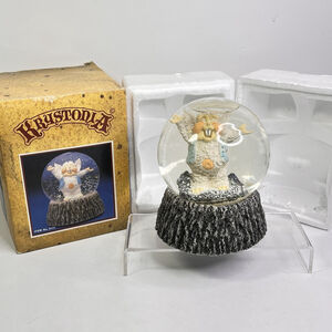 World Of Krystonia Musical Snow Globe 1988 Wind Up No. 9002 Trumph TW